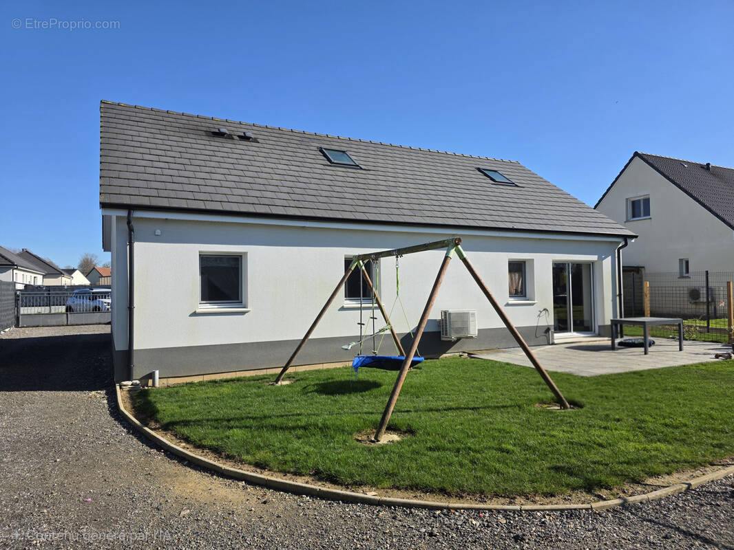 Maison à ENVERMEU