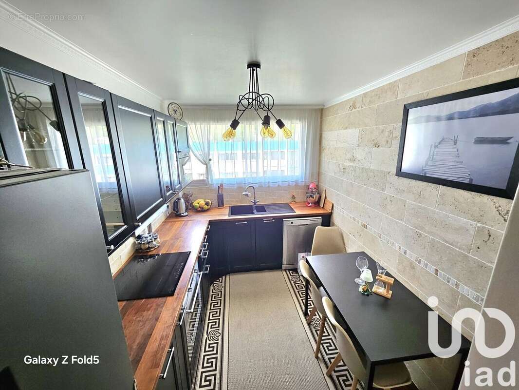 Photo 3 - Appartement à SUCY-EN-BRIE