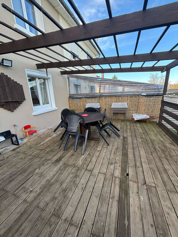 Maison à FLIXECOURT