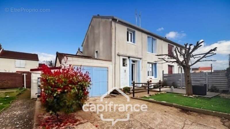 Maison à VARENNES-VAUZELLES