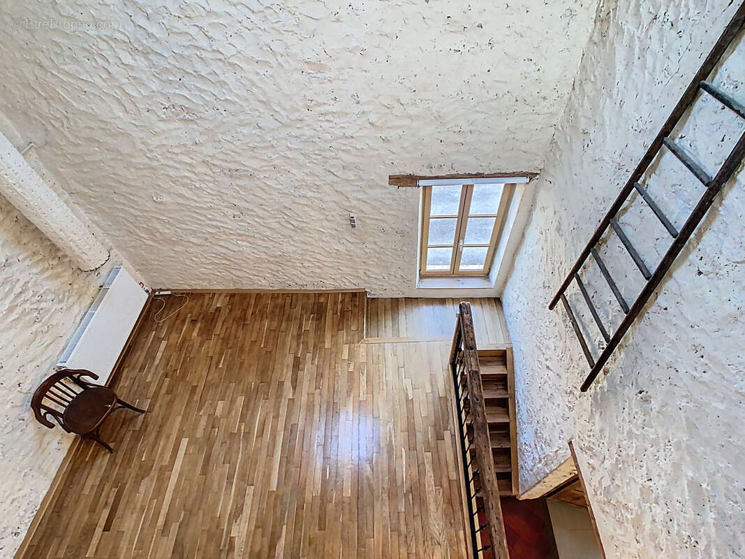 Maison à MONTMIRAIL