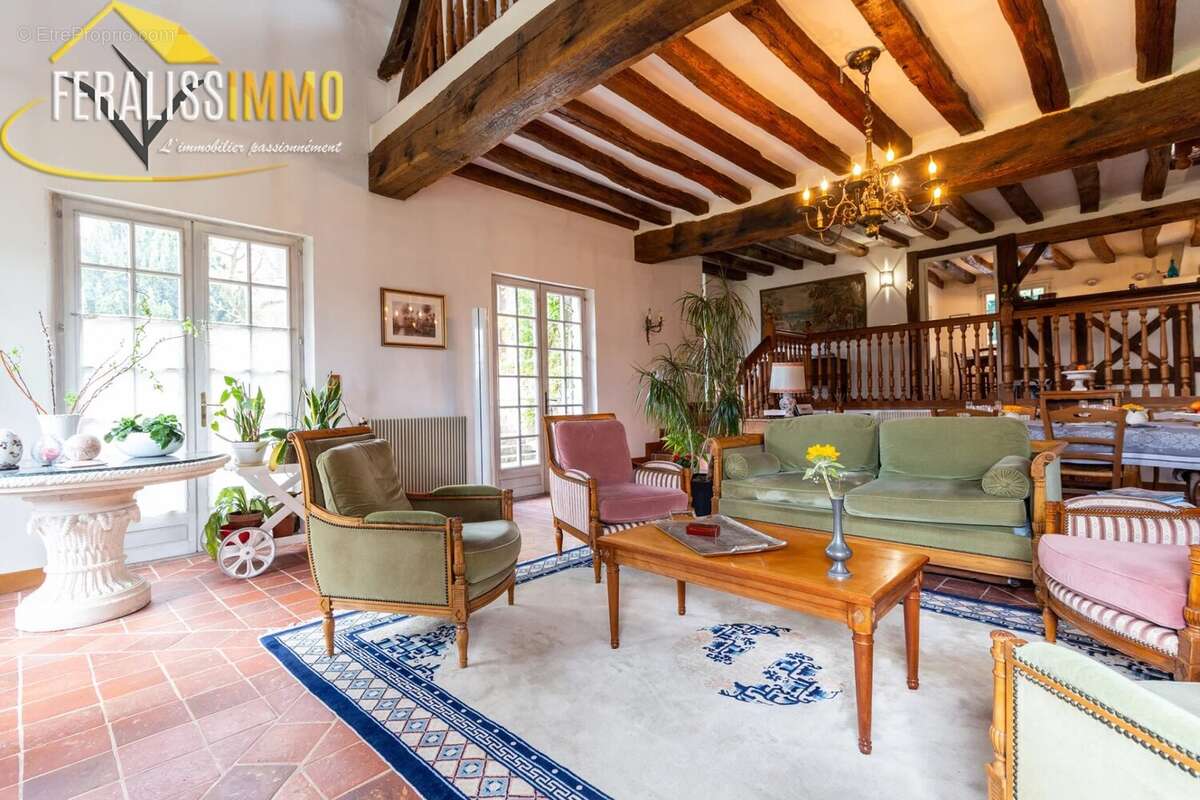 Maison à VAUX-SUR-SEINE