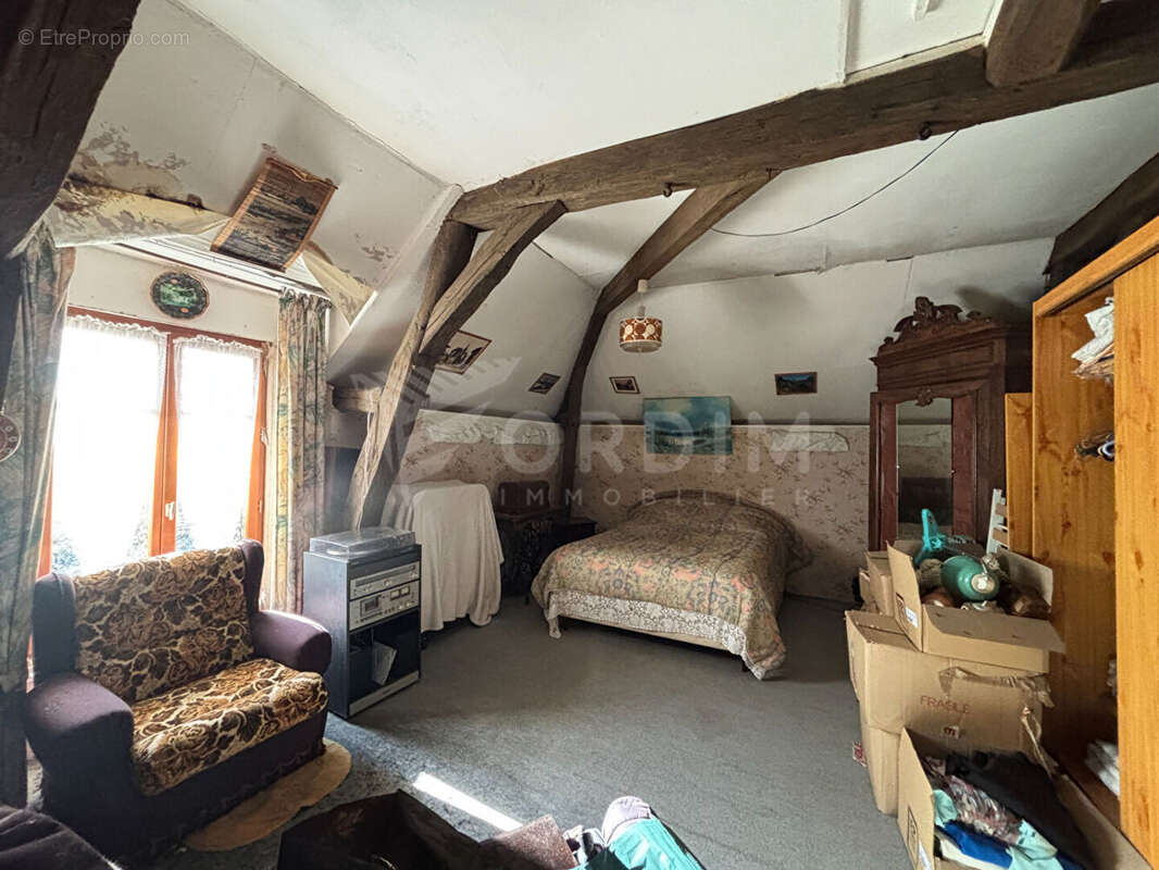 Maison à ANCY-LE-FRANC