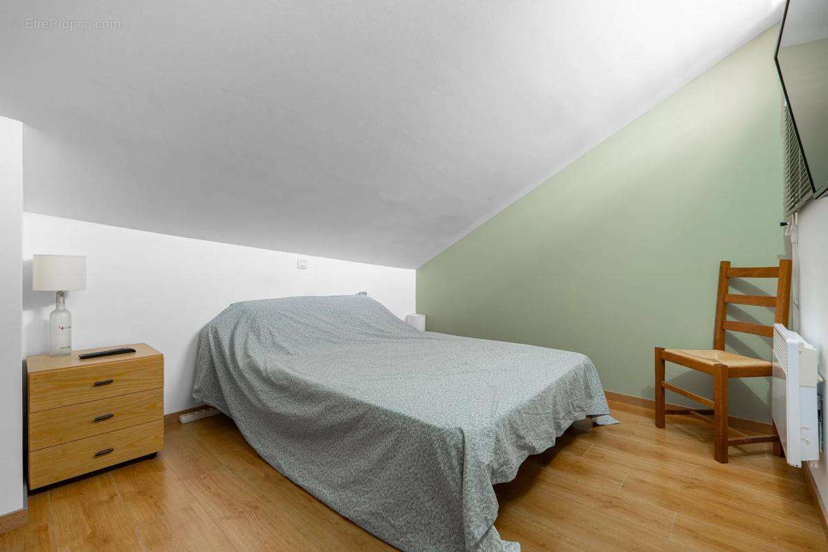 Appartement à BOUYON