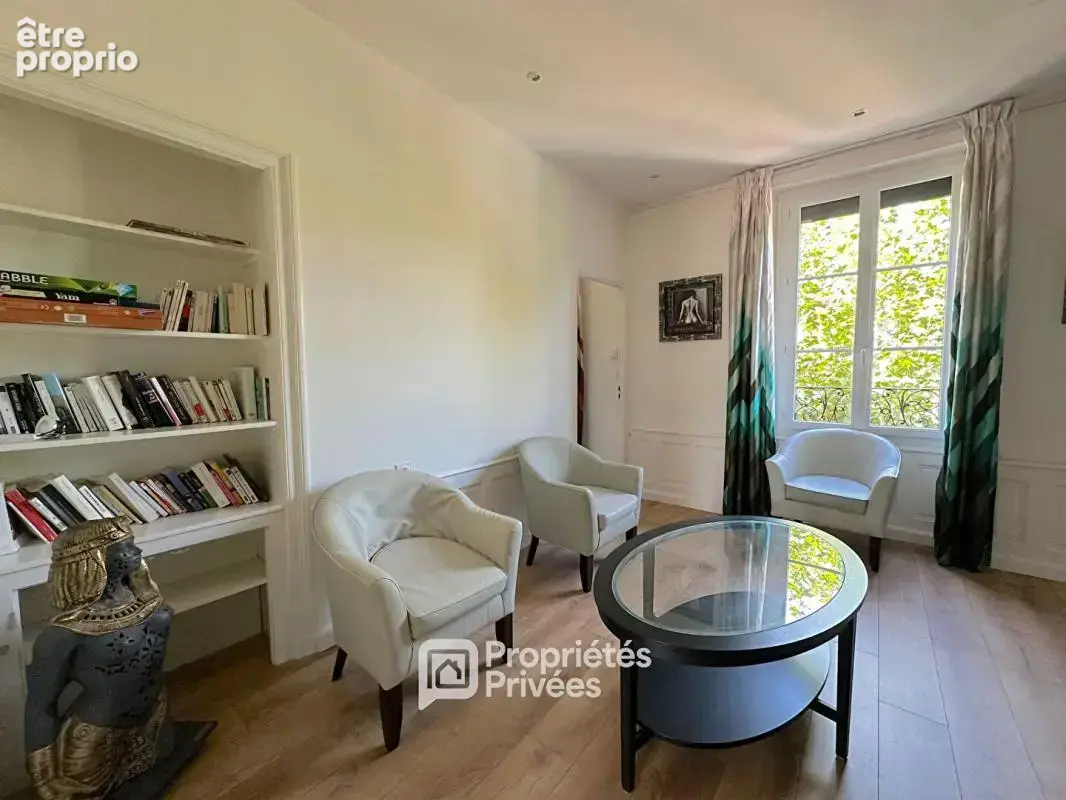 Appartement de standing 4 pièces 85 m2 avec balcons, cave et grenier - photo 8