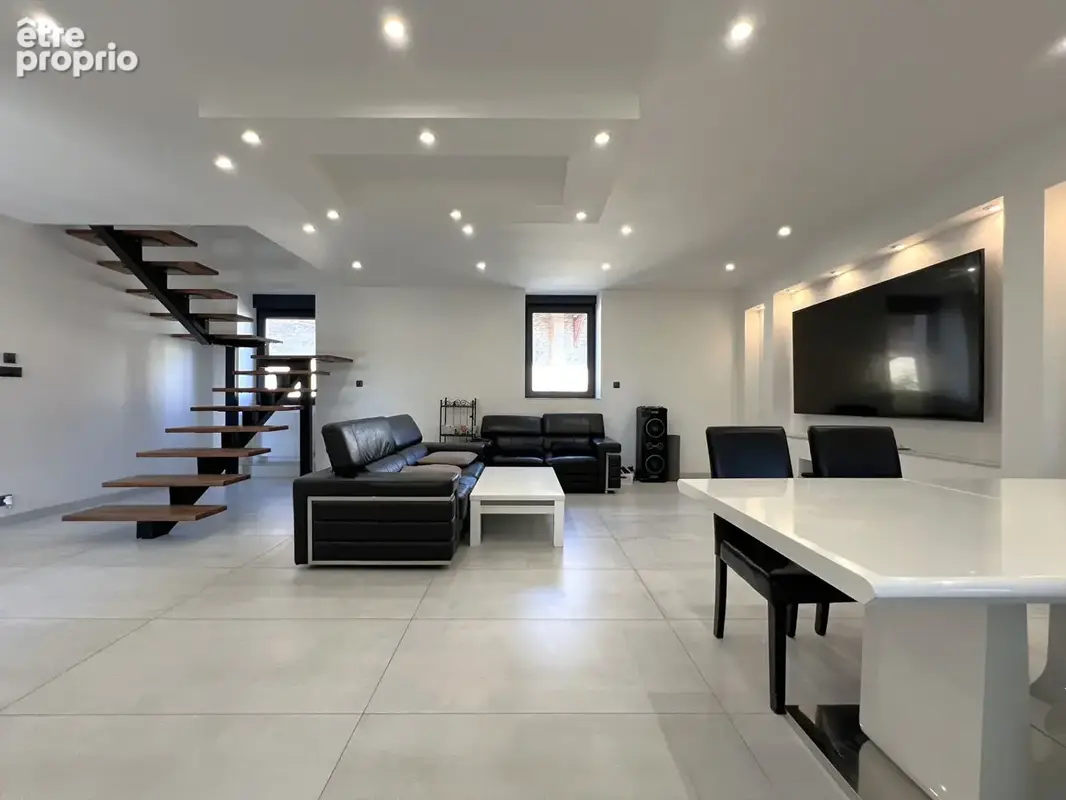 Maison 5 pièces 156m2 - Terrain 388m2 - photo 6