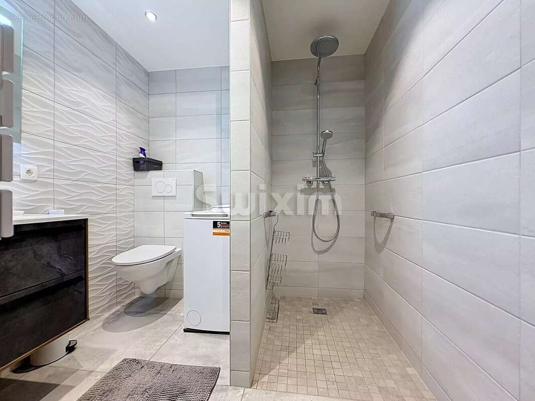 Grande maison composee de 2 appartements et garage - photo 11
