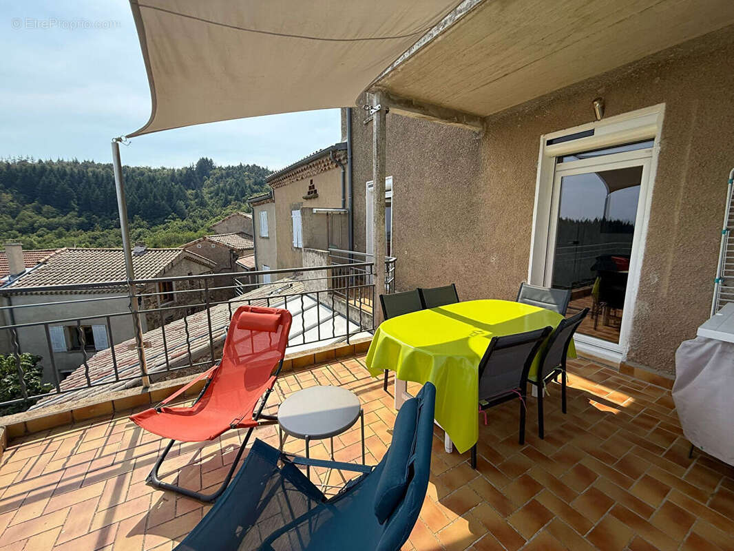 Appartement à ALBOUSSIERE