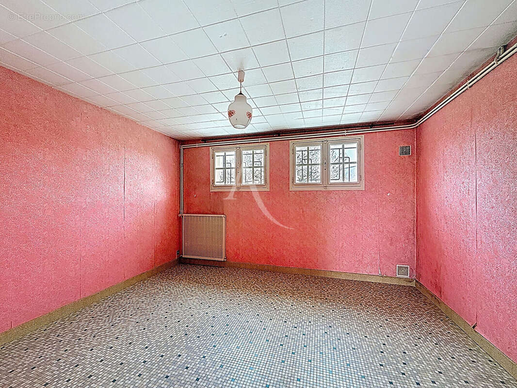 Maison à CHATEAU-GONTIER