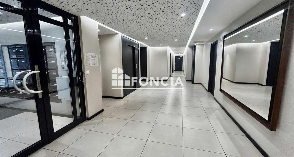 Appartement à LEVALLOIS-PERRET