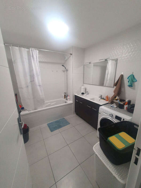 Appartement à THURINS