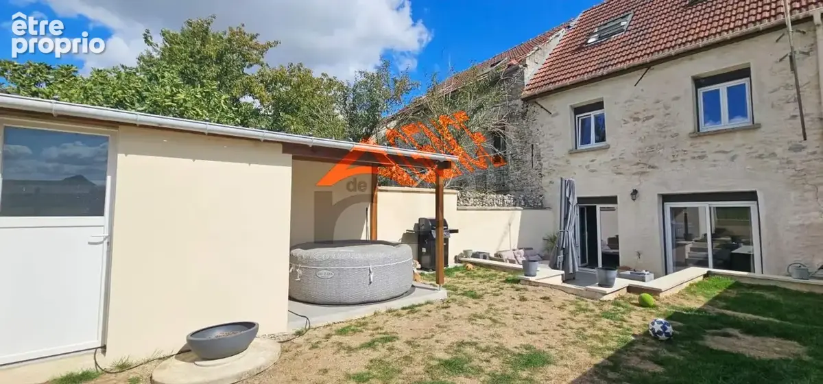 Photo Maison à Villiers-Le-Sec au prix de 276 000€