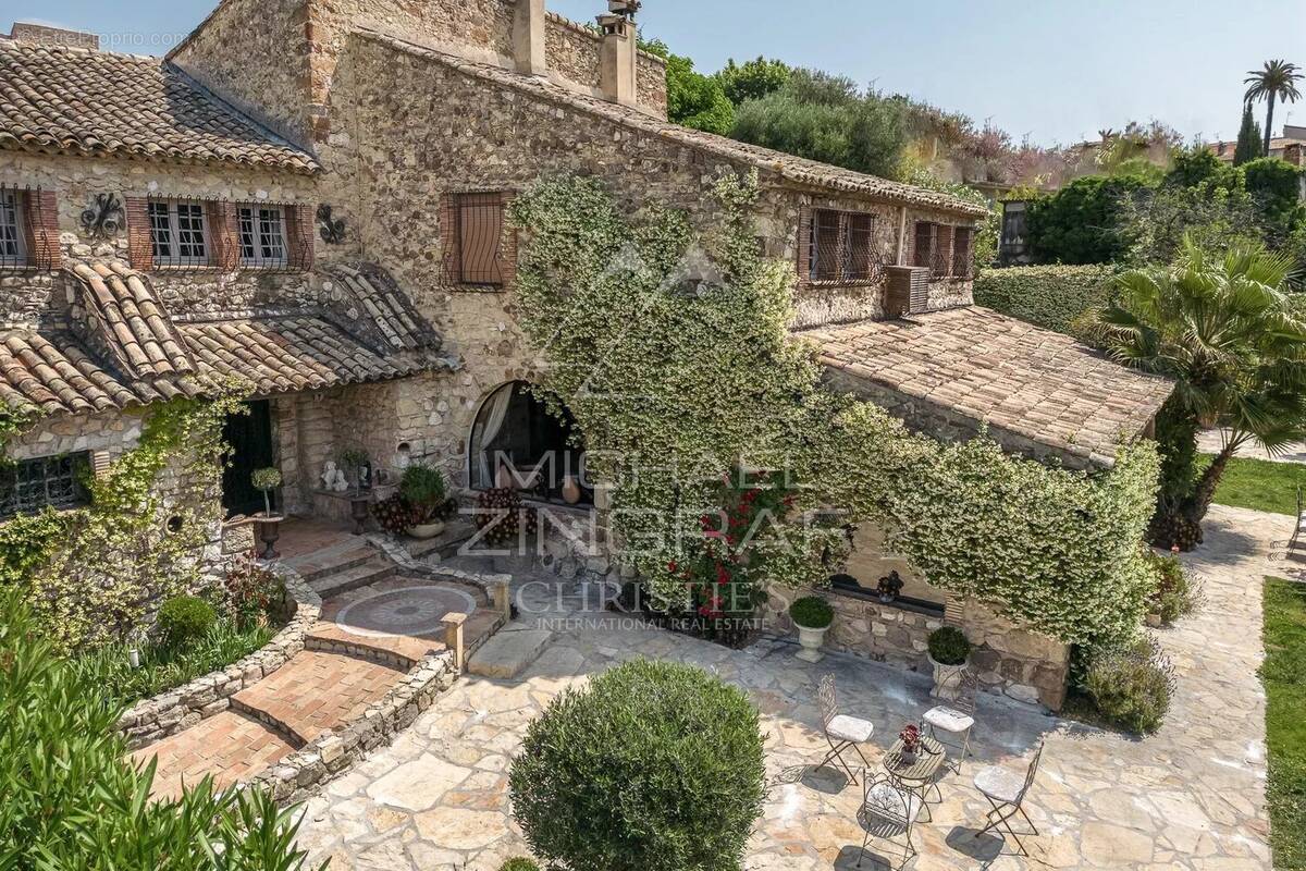 Maison à BIOT