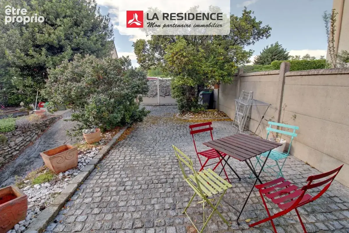 Maison 6 pièces 114 m² à vendre à Conflans-Sainte-Honorine (78700) - photo 2