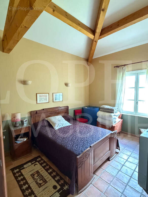 Maison à LABRUGUIERE