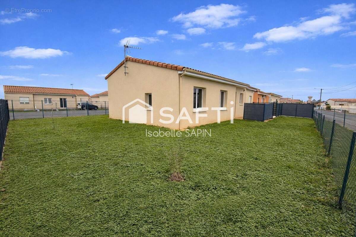 Photo 4 - Maison à NEUVILLE-DE-POITOU