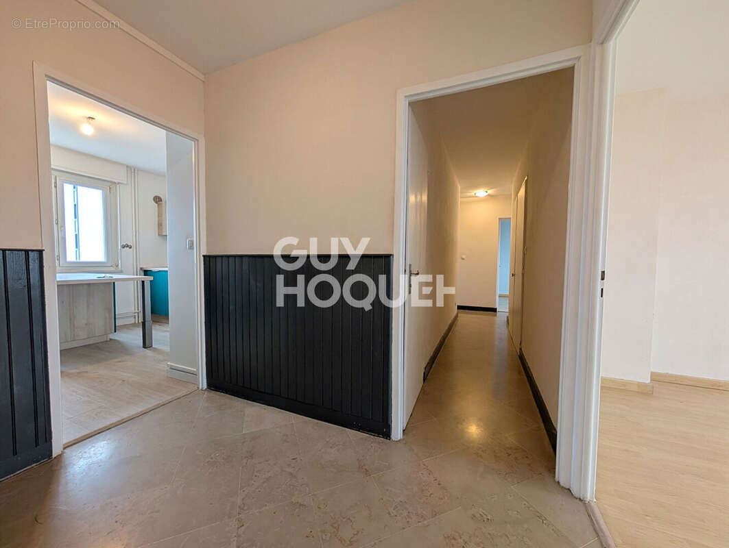Butte, appartement 93 m², garage, balcon - photo 5