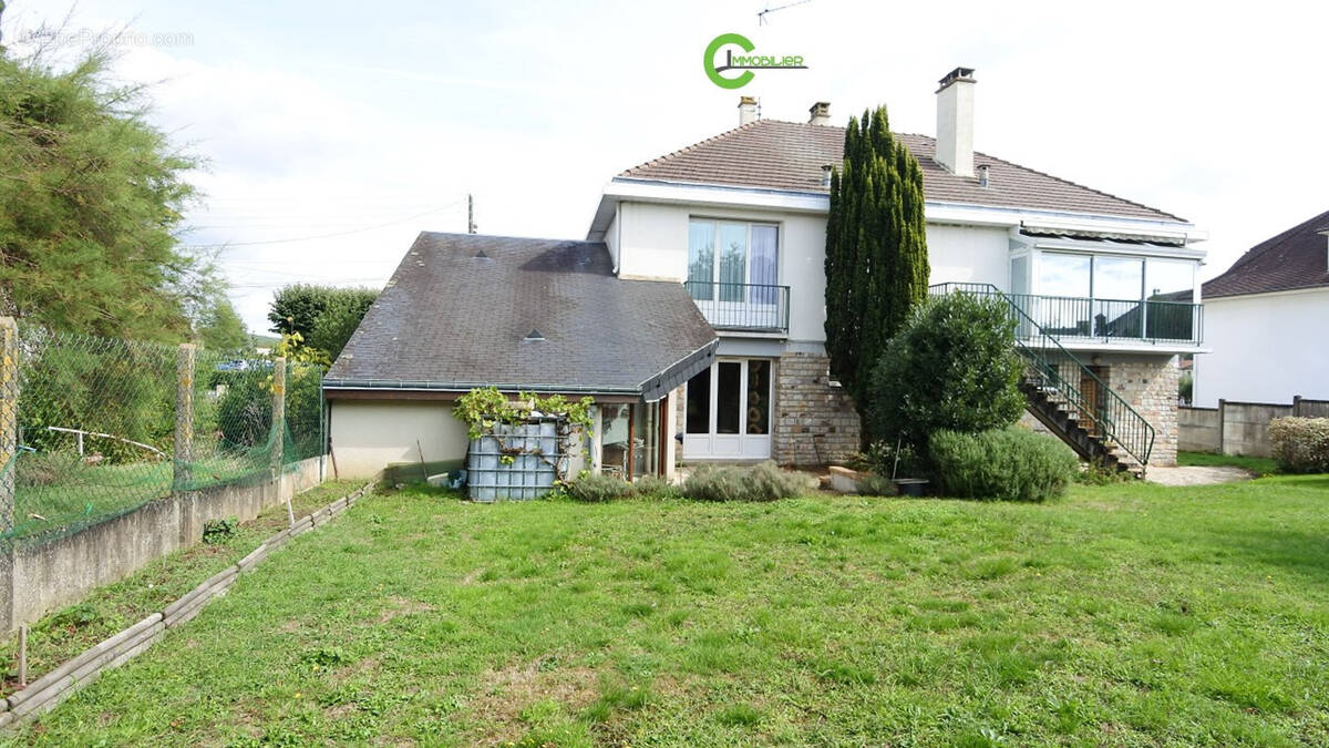 Maison à LA FERTE-BERNARD