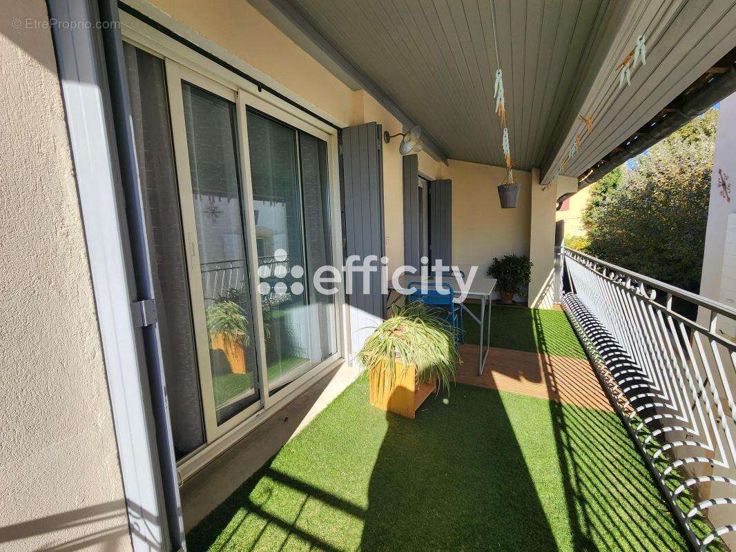 Maison à SAINT-SATURNIN-LES-AVIGNON