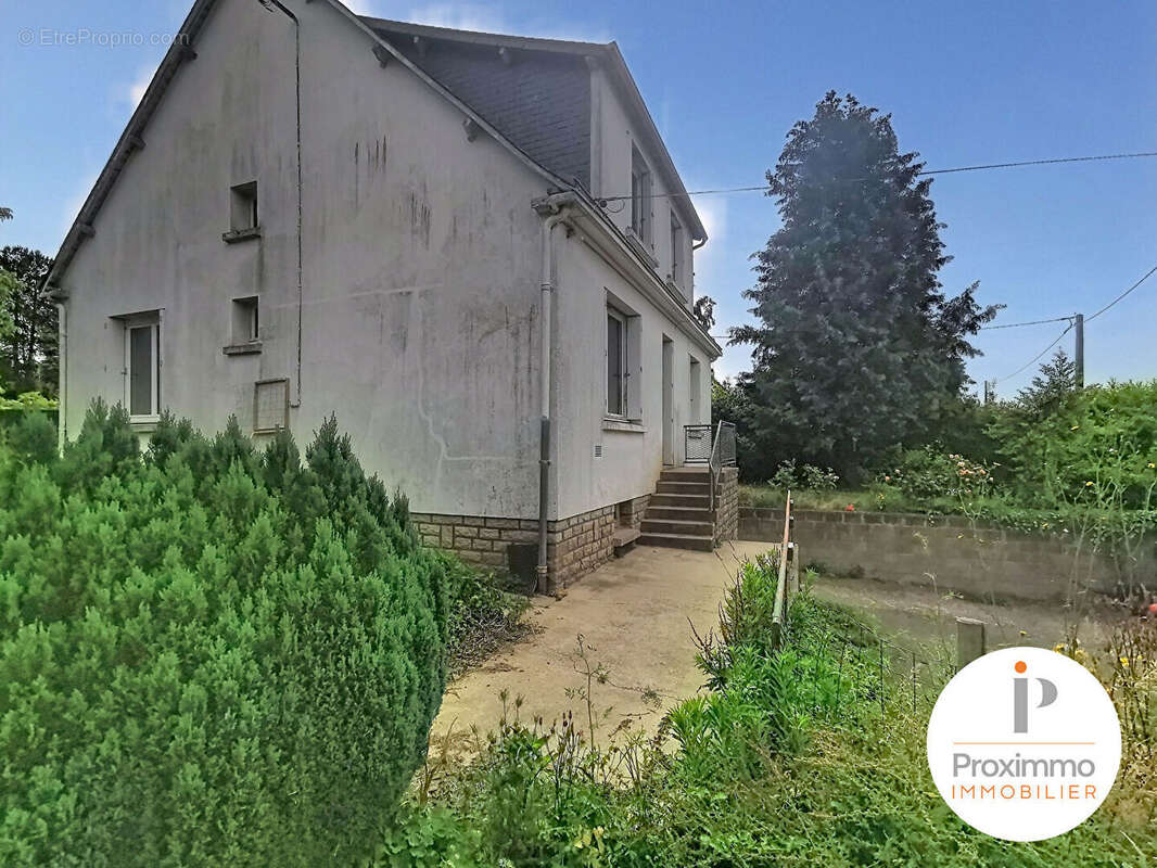 Maison à LA GACILLY