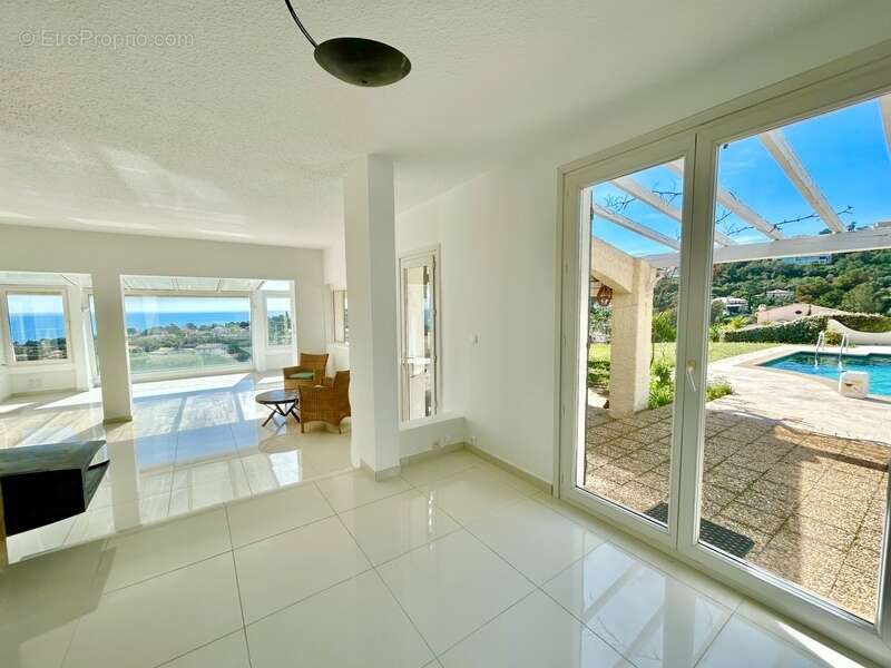 Maison à FREJUS