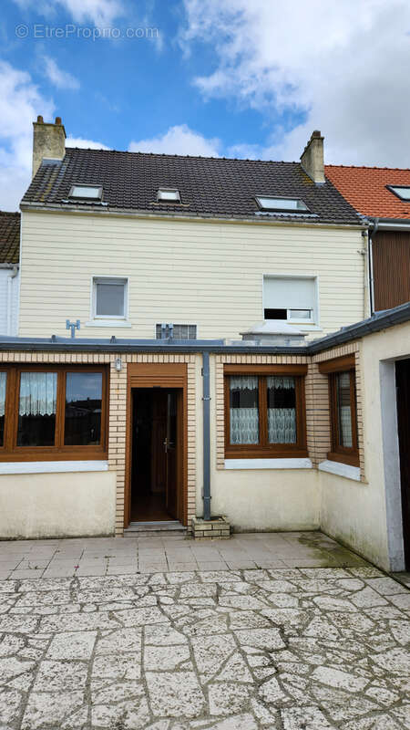 Maison à SAINT-MARTIN-BOULOGNE