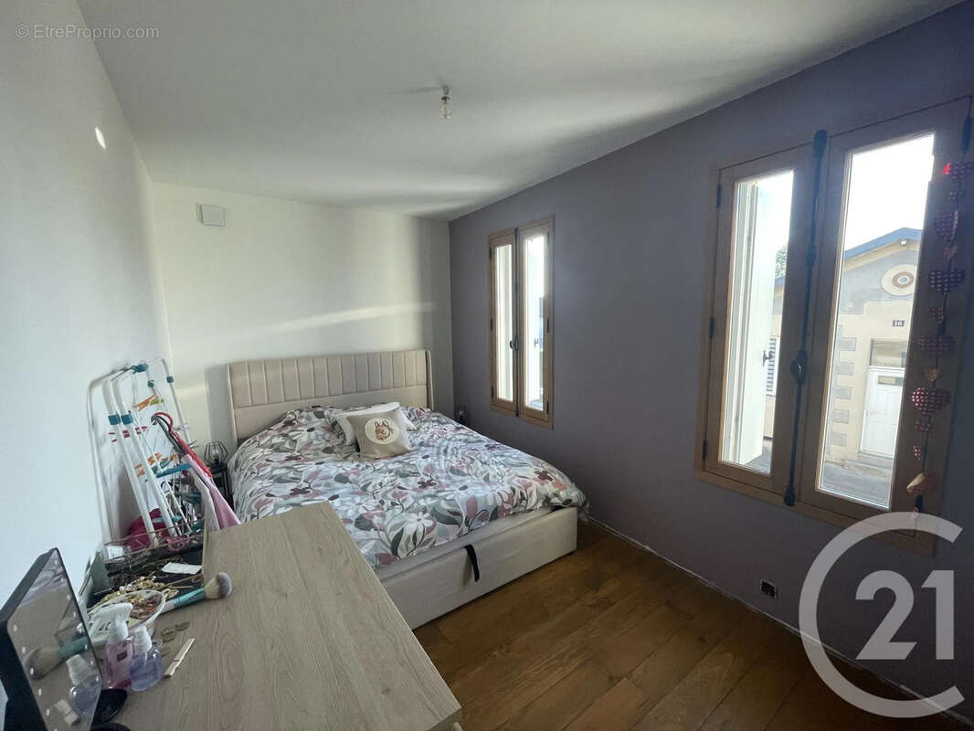 Maison 70 m² à Coutras  - photo 5