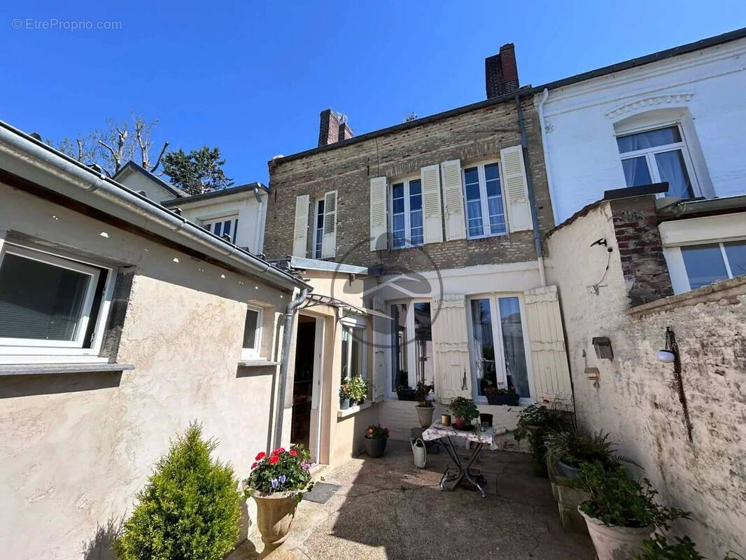 Maison à RIBEMONT