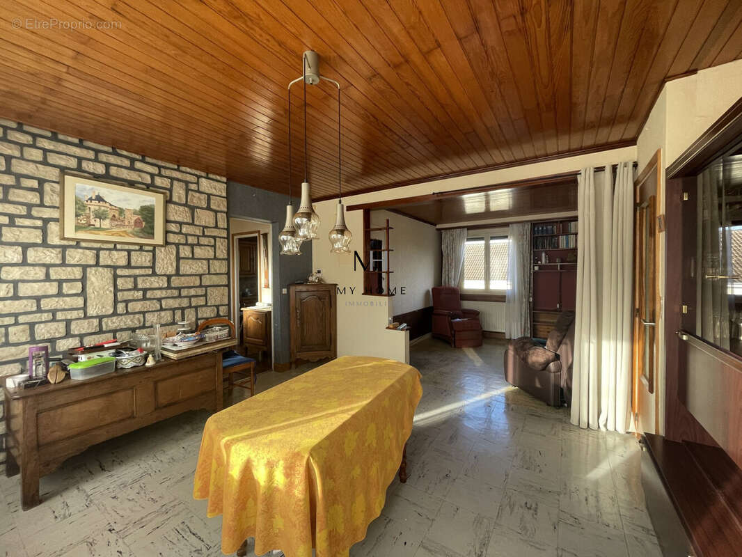 Maison à SAINT-GERMAIN-DU-CORBEIS