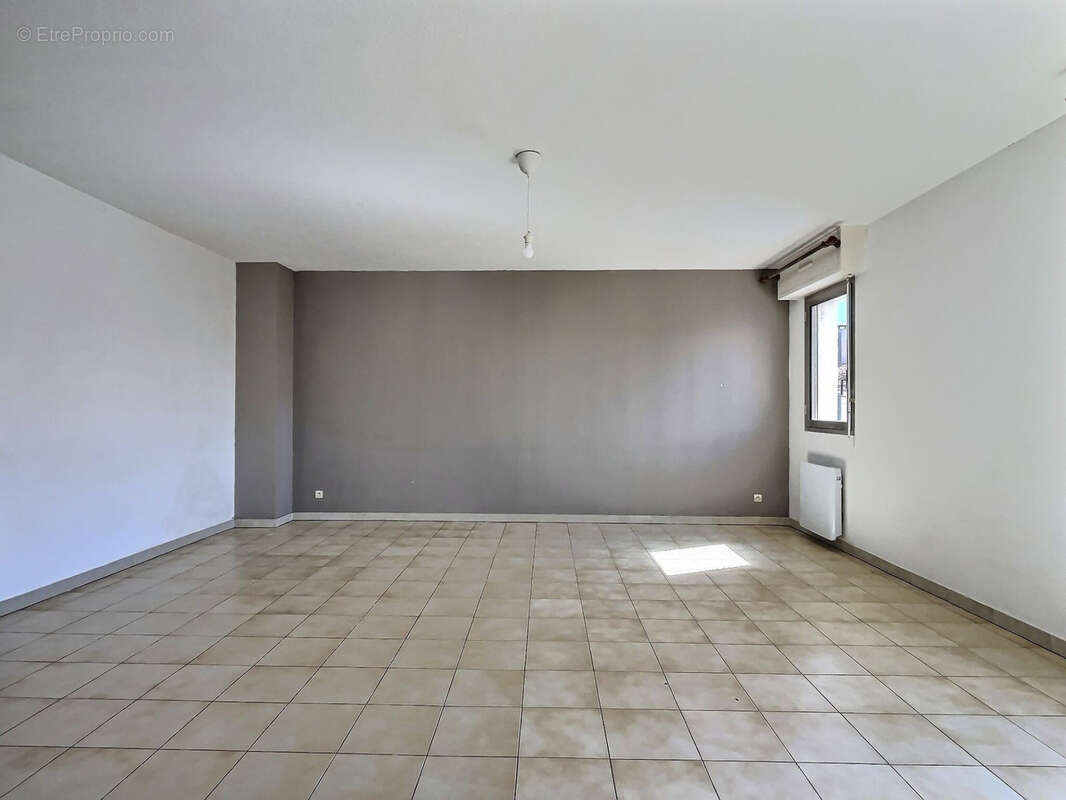 Appartement à CARQUEIRANNE