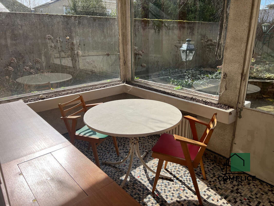 Maison à SAINT-ETIENNE-DE-MONTLUC