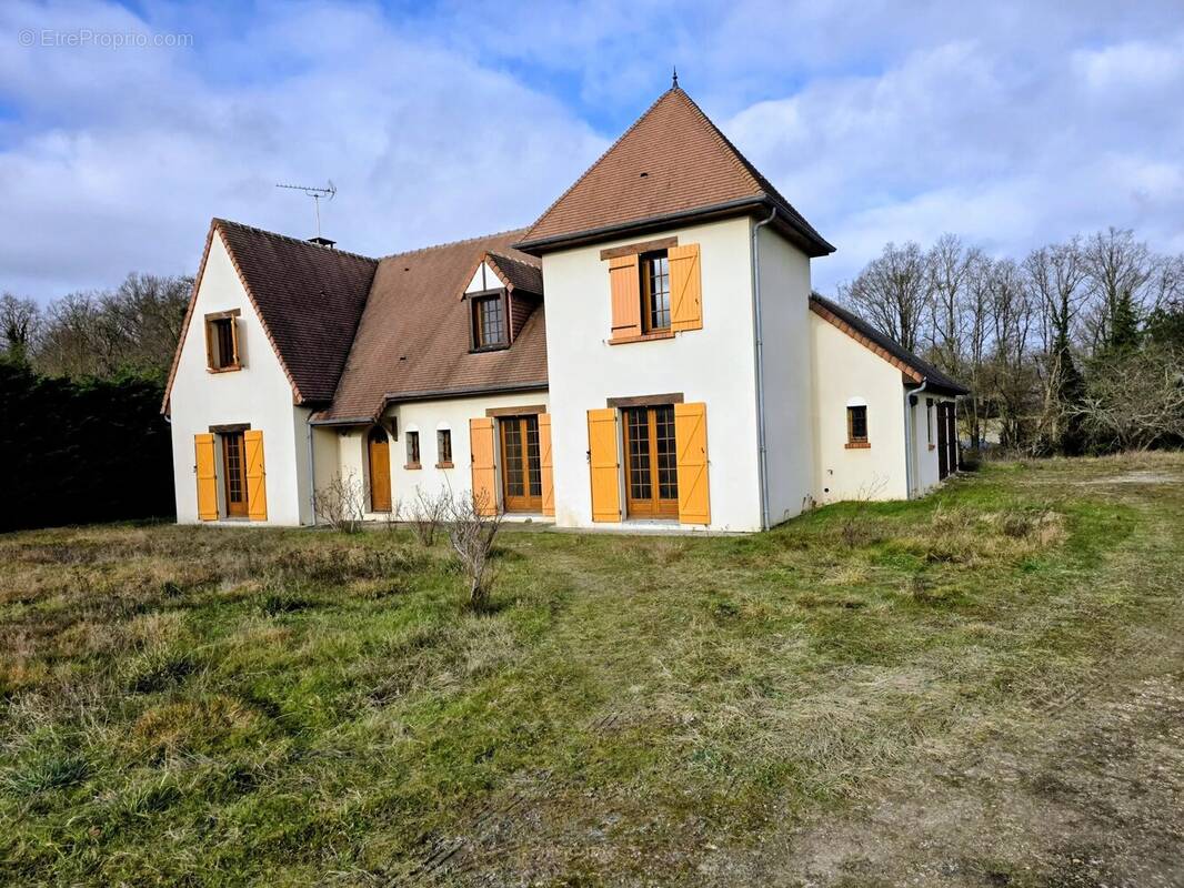 Maison à CONFLANS-SUR-LOING