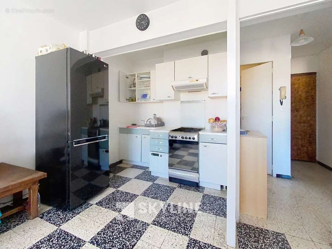 Appartement à MARSEILLE-2E