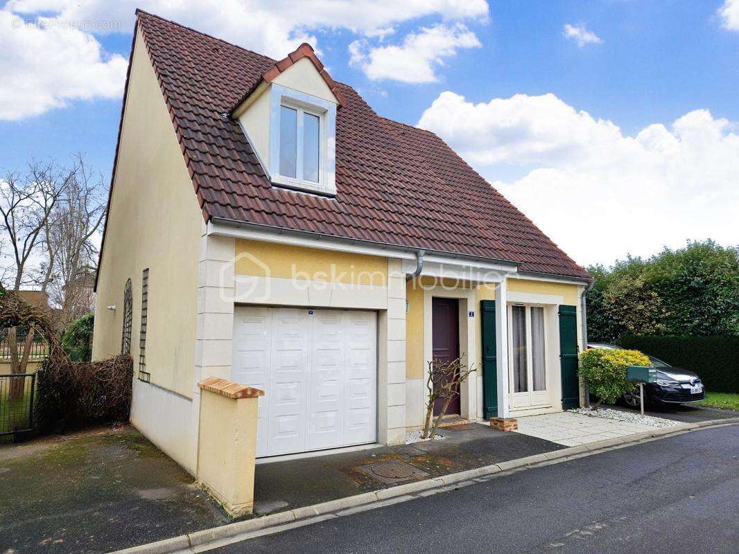 Maison à LES PAVILLONS-SOUS-BOIS