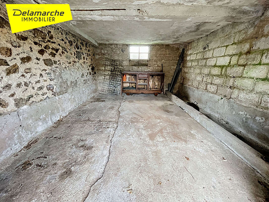 Maison à SAINT-SAUVEUR-LENDELIN