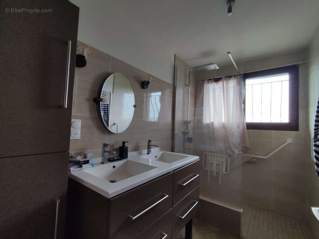 Maison à AUNAY-SOUS-AUNEAU