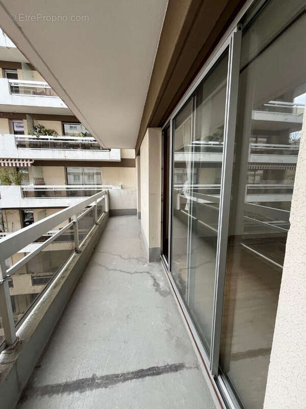 Appartement à PARIS-11E