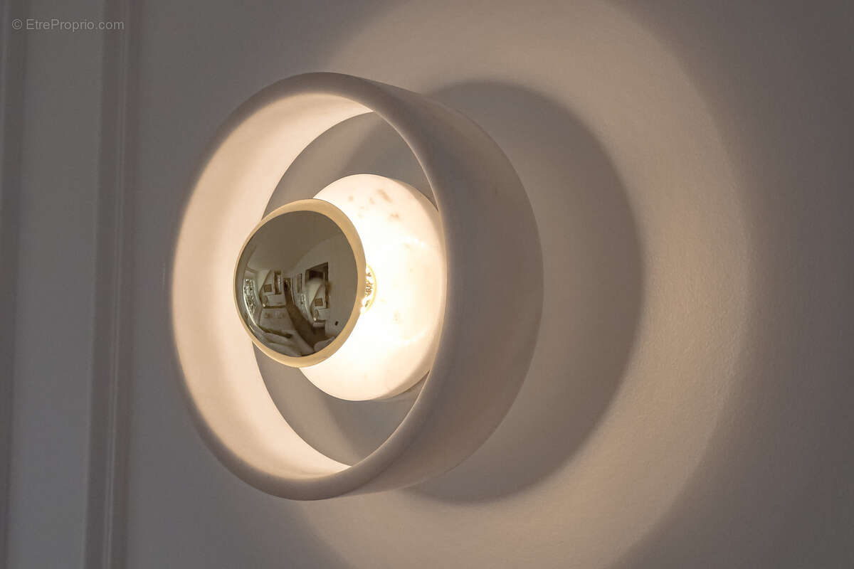 Appartement à PARIS-7E