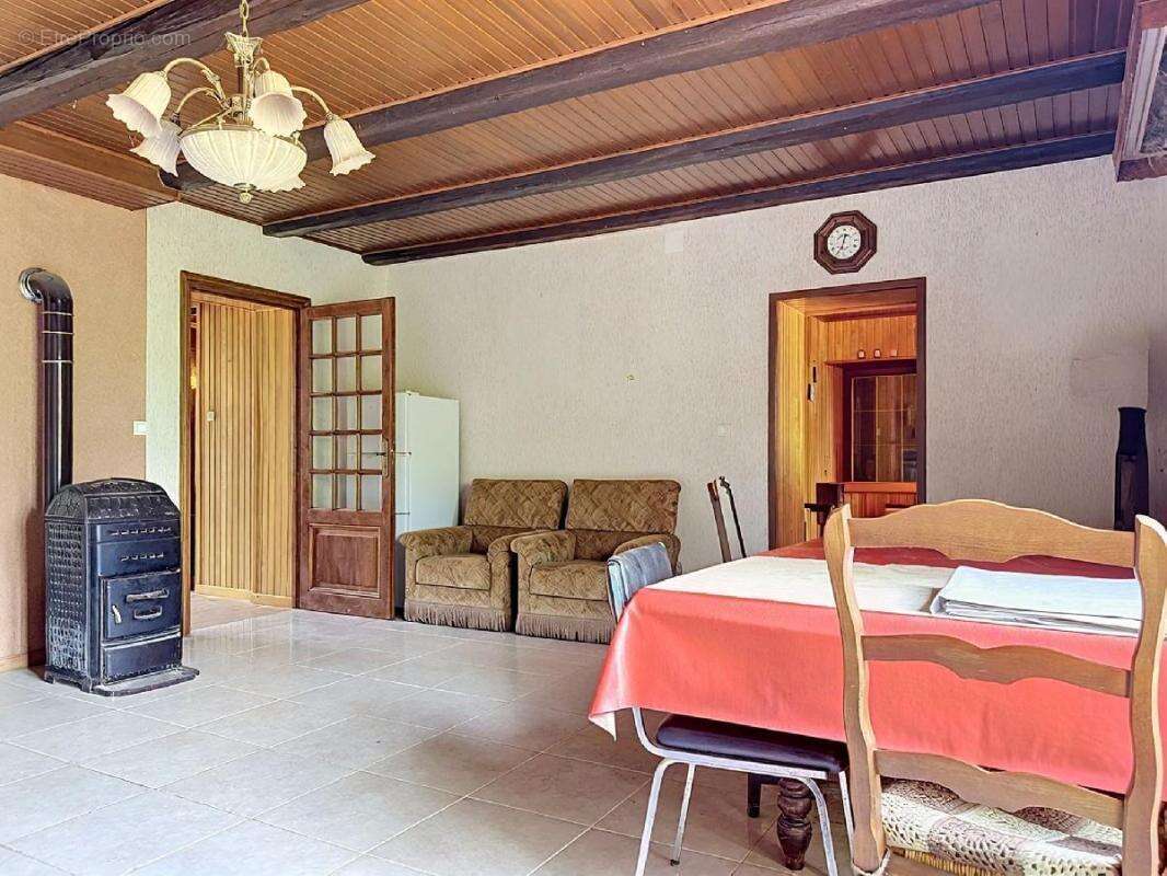 Maison 76 m² à Neuviller-La-Roche  - photo 4