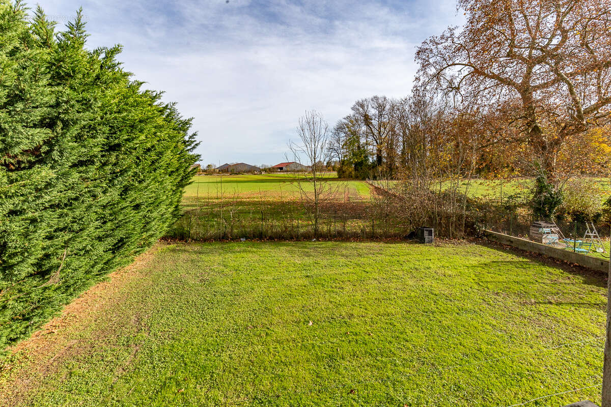 Maison à LONGECOURT-EN-PLAINE