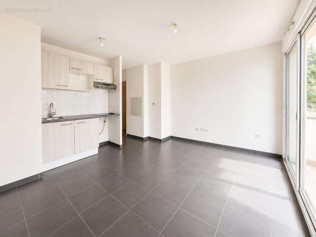 Appartement T3  Saint Martin du Touch proche gare - photo 5
