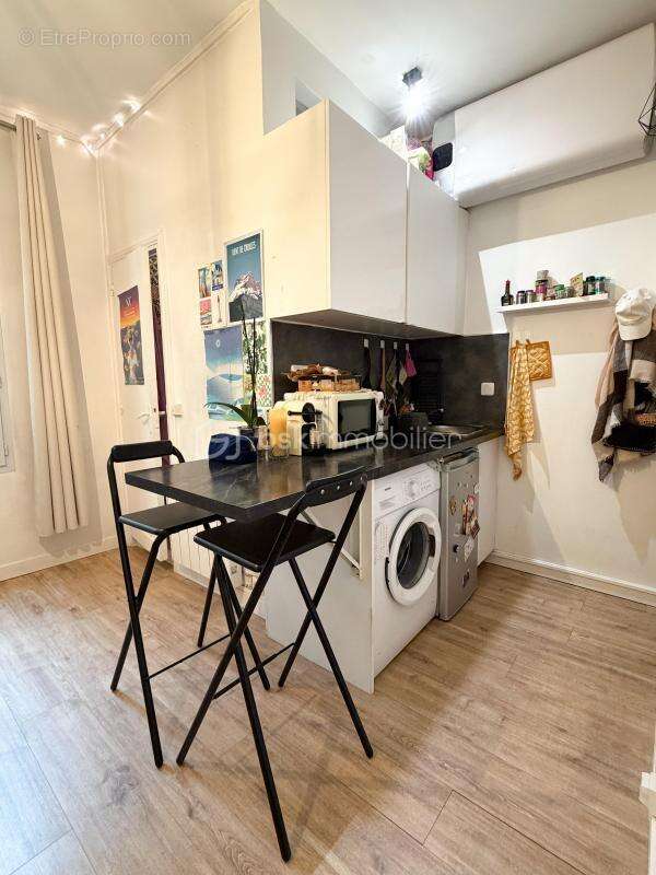 Appartement à PARIS-20E