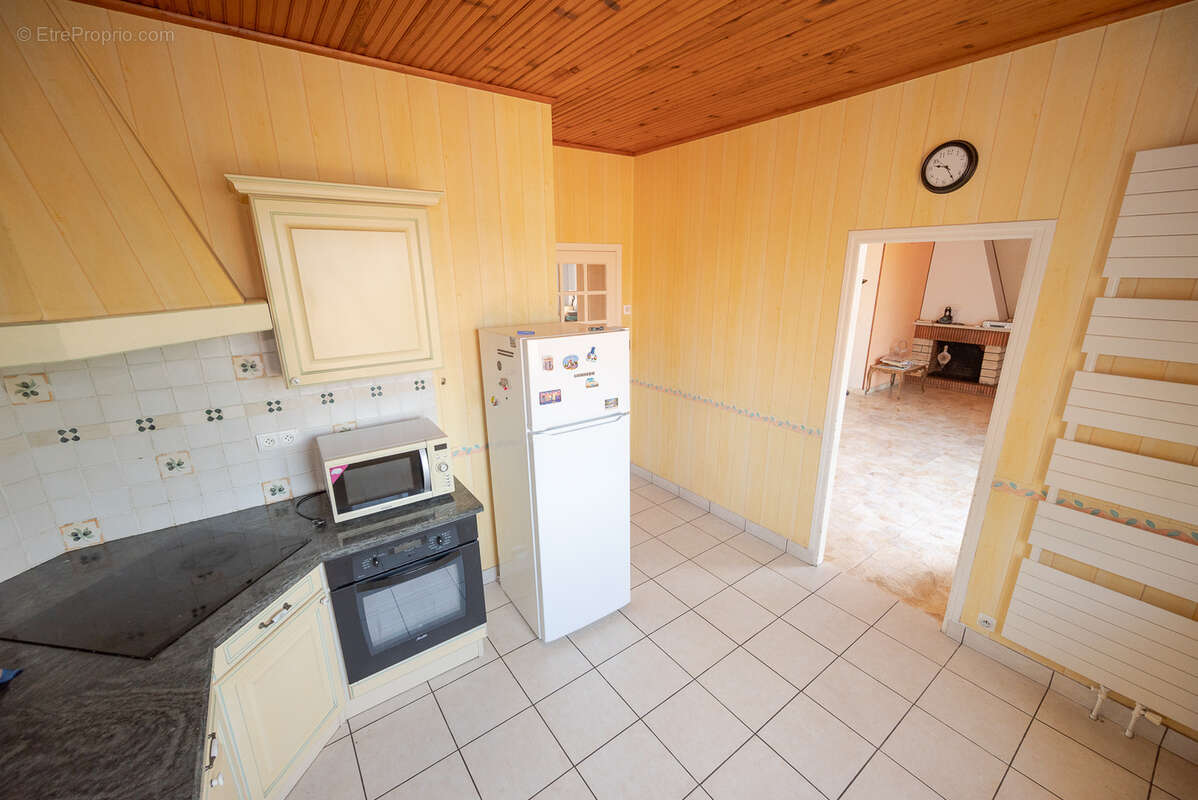 MaisonT5  avec 2 garages sur terrains clos - photo 45