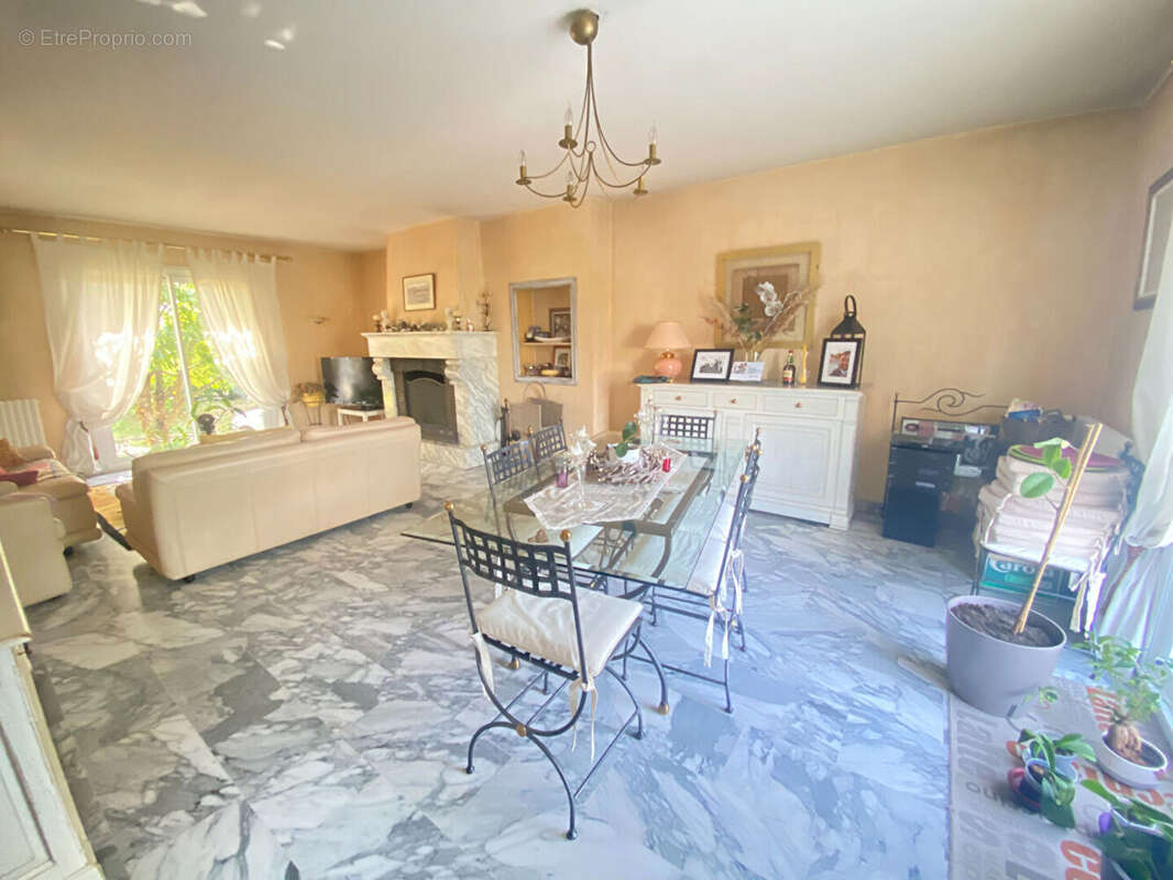 Maison à MITRY-MORY