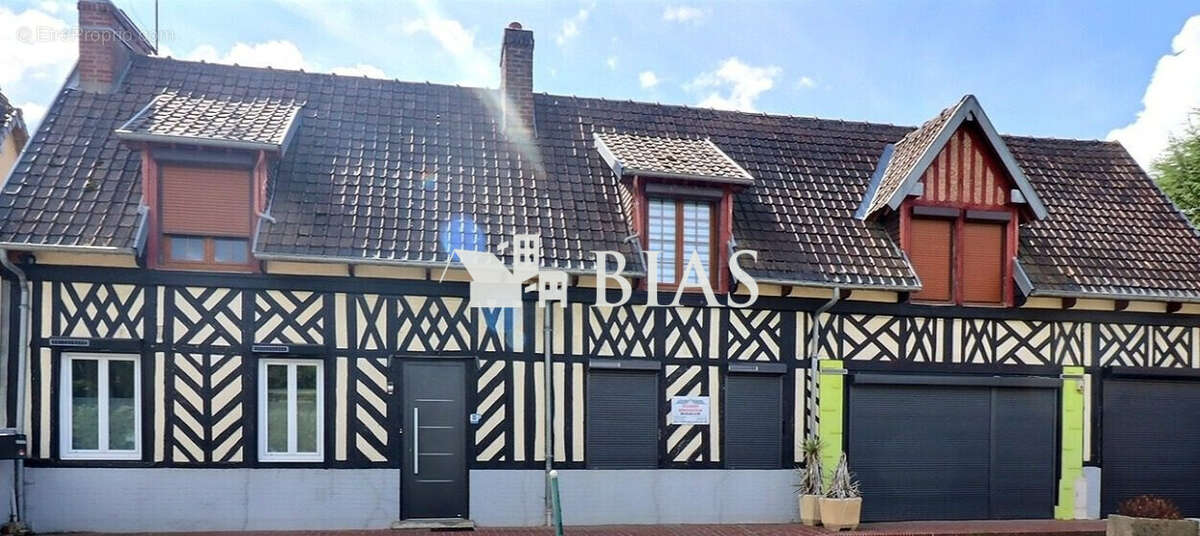 Maison à PONT-L'EVEQUE