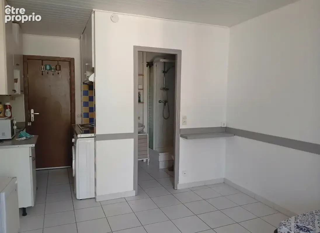 Studio meublé et équipé 18 m2 avec loggia et parking   Les Platanes, Perpignan   37 000 € - photo 2