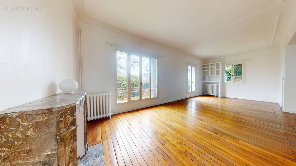 Maison à HOUILLES