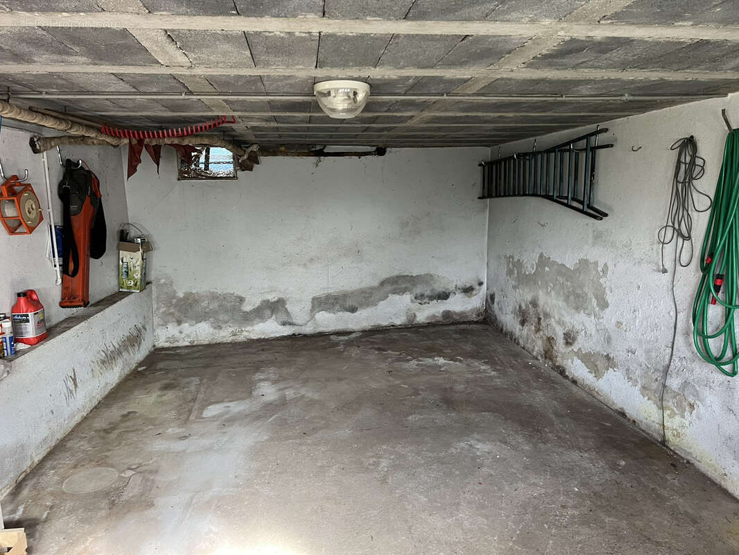 Maison à COLOMBIER-EN-BRIONNAIS