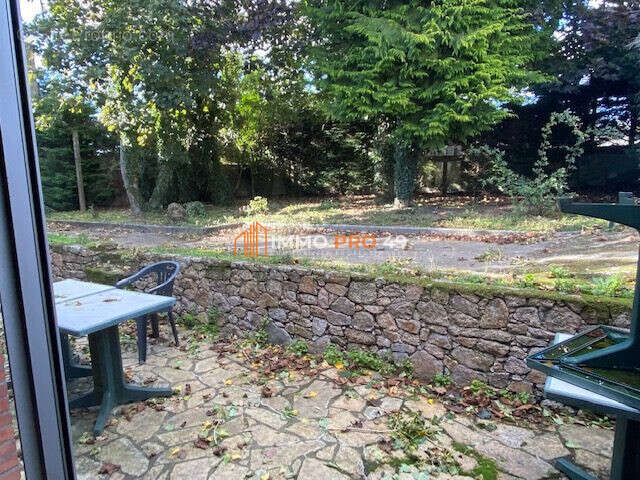 Commerce à LA PETITE-BOISSIERE