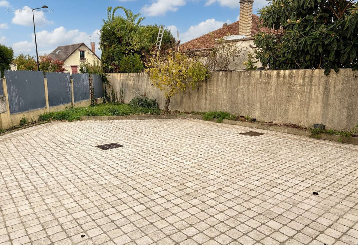 Maison à LIMEIL-BREVANNES